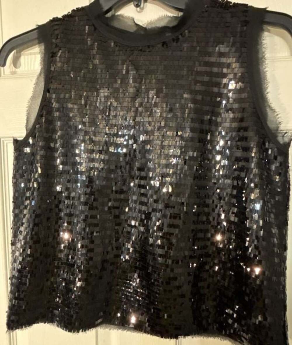 Who What Wear Black Sequin Keyhole Cutout Shell Top